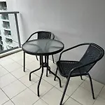 Apartment Inner Retreat With Pool And Sauna Brisbane