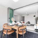 Apartment Oaks Gorgeous 2br With Pool, Parking, Gym