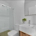 City Views, Modern 2Br, Balcony & Pool