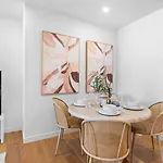 Stylish 2bedroom Inner-city In South * Brisbane