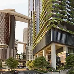 1br Queens Wharf Charm With Balcony Views - Lv 15 Apartment