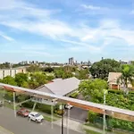 City Views, Modern 2Br, Balcony & Pool