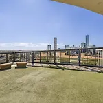 Stylish 1-Bed Apartment In South Brisbane