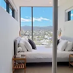 Apartment Amazing Views 2bd 2ba Homey Toowong Abode Pool M29
