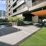 Stylish 2bedroom Inner-city In South Apartment *