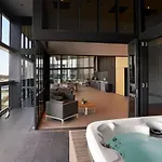 1br One Skyline With Pool, Free Parking And Gym Apartment *