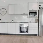 Inner City Gem Next To St Andrews Hospital & Park