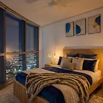 Luxury Riverfront Apartment Level 38 Queen\'S Wharf Tower