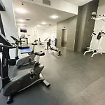 Apartment Modern 2br In Cbd | Pool | Gym | Parking *