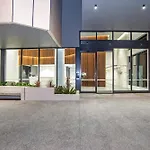 One Bedroom Apartment Near Theatres Galleries