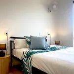 Homestay 61c Autumn Ensuite In Runcorn *