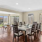 Spacious 2-Storey 4Br House Family Friendly