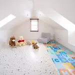 Bayside Queenslander High Ceilings Family-Friendly