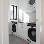 Holiday home Budget Private With Kitchen Ensuite And Ac