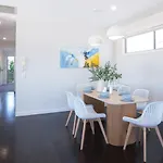 Holiday home Scenic Views With Pool And Elegant 5br Brisbane