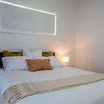 Holiday home Budget Private With Kitchen Ensuite And Ac