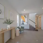 Scenic Views With Pool And Elegant 5br Holiday home Brisbane