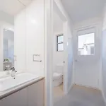 Scenic Views With Pool And Elegant 5br Brisbane