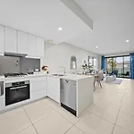 2Br Apartment Near Sunnybank Plaza And Market Square