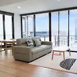 Kozyguru | South | Prime Skyline Retreat Brisbane