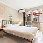 Comfy Near Gabba With Secure Parking *