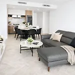 Crown's Jewel - Lv 53 Riverview Luxe On Qwr Apartment
