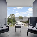 2Br Apartment Near Sunnybank Plaza And Market Square