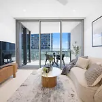 Modern City 1 Bedroom Prime Cbd Location