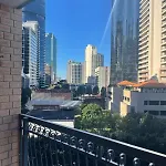 Large 2 Bed 2 Bath 1 Park Inner City Location