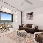 Apartment Queen's Wharf | Skyline Getaway | Pool + Views Brisbane