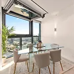 Queens Wharf 3br With 2 Parking *