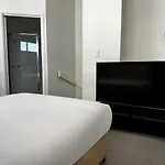 Apartment 1br Loft Kangaroo Point Sleeps 4 Adults