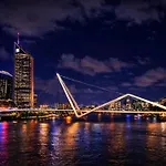 Apartment Modern 2br In Highgate Hill Near Cbd Brisbane