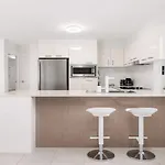 Cordelia Apartment *