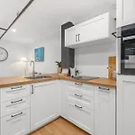New Yorker Apartment Brisbane
