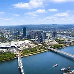 Crown's Jewel - Lv 53 Riverview Luxe On Qwr * Brisbane