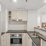 Story Bridge River Views, Pool, Sauna And Parking * Brisbane