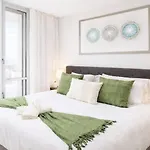 Alex Perry | 2Br Escape + Pool, Gym & Free Parking