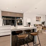 Apartment Queen's Wharf | Lights Escape + Pool, Parking