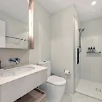 Queens Wharf 3br With 2 Parking Apartment
