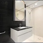 One Sky - Sleep 6 - Pools Cinema Sauna Gym Free Parking * Brisbane