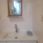 Breezy Entire 2 Bedroom Unit Top Floor Next To Uq