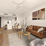 Apartment Queen's Wharf | Lights Escape + Pool, Parking Brisbane