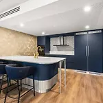 Landmark Queens Wharf 1br Wit Pool Gym And View * Brisbane