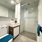 Apartment Fortitude Valley By Flatiron High Floor 2bd