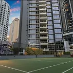 Apartment Skyline Escape - 3 Bedroom With River Views