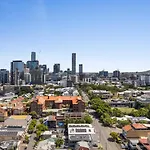 Lights Retreat - Fortitude Valley Apartment Brisbane