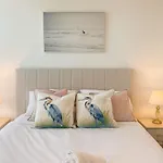 Apartment Botanic Serenity - Qwr Lv 49 Luxury | Bne River -