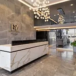 Lights Retreat - Fortitude Valley * Brisbane