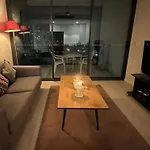Apartment Hope St Staycation Pool Gym Sauna Parking M30 *